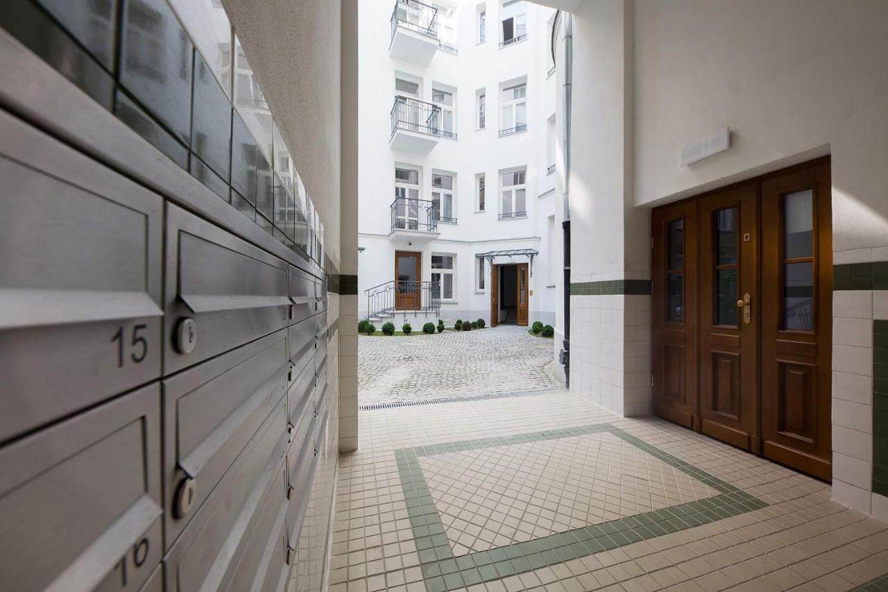 4 Eco Apart Chateau Jagiellonska 22 Warszawa Old Town Kültér fotó